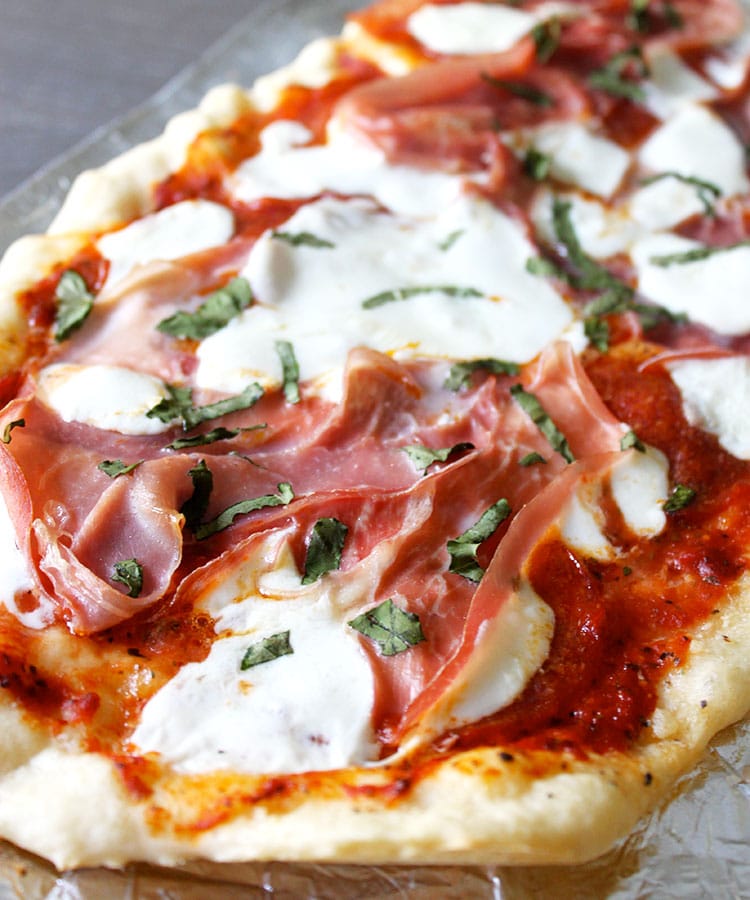 Pizza-for-the-smoker-or-grill-1