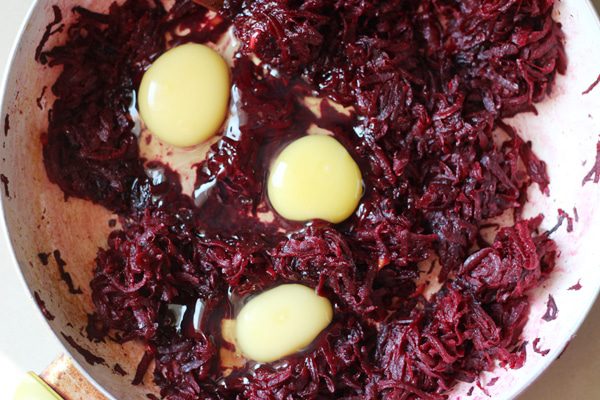 beetroot with eggs 7
