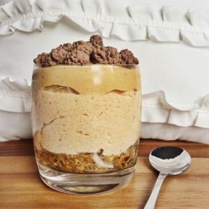 Healthy Pumpkin Mousse Pie for One [Gluten Free, Raw, Vegan]