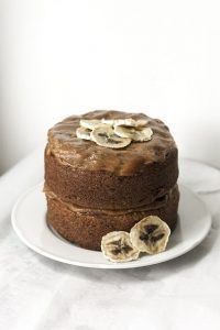 Date Caramel Banana Sandwich Cake