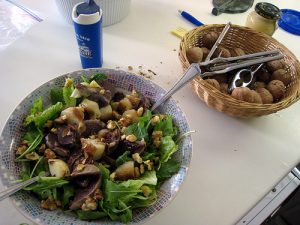 Gesier Salad: What’s In It And How To Make It.