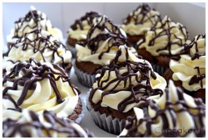 Chocolate Fudge Sundae Cupcakes
