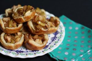 Bake: Apple Pie Cups