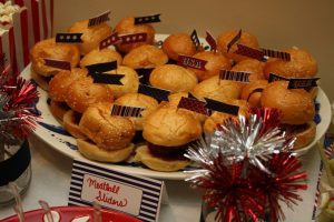 Cook: Meatball Sliders