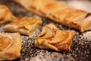 Bake: Peanut Butter Apple Tart