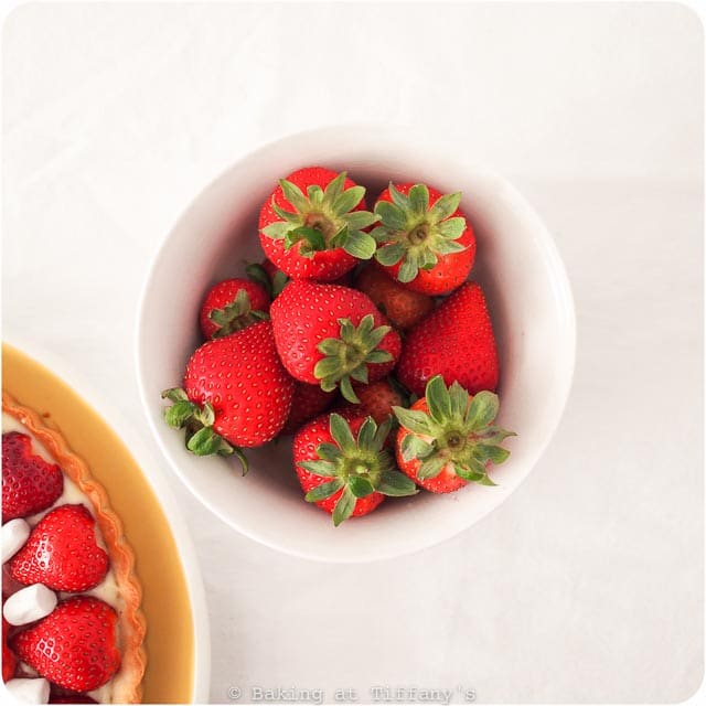 Laduree's Strawberry and Marshmallow Tart - bakingattiffanys.com