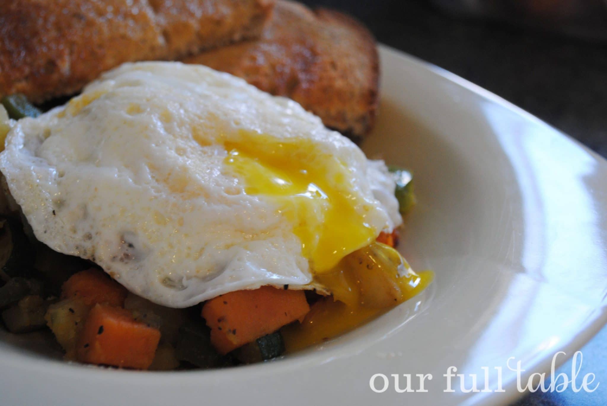 Sweet potato hash | www.ourfulltable.com