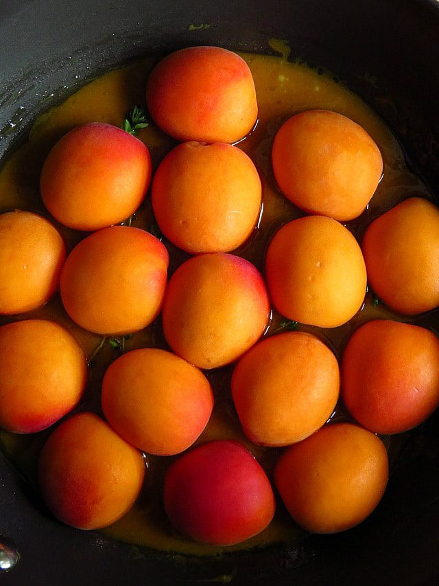 apricots in pan