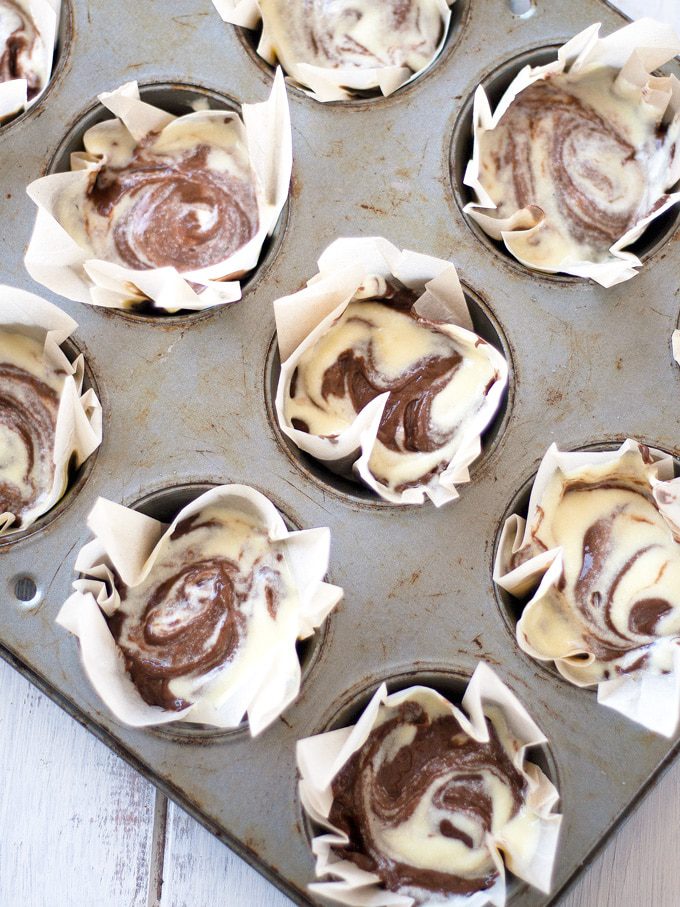 chocolate muffins with greek yogurt swirls | ahappyfooddance.com