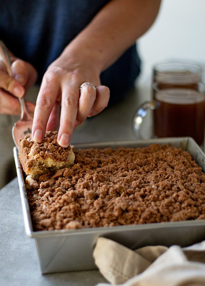 cinnamon coffee cake | ahappyfooddance.com