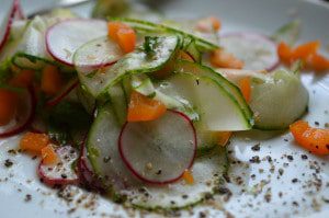 Lemony Cucumber Salad | The perfect, fresh, crunchy and vibrant side dish for the Summer!