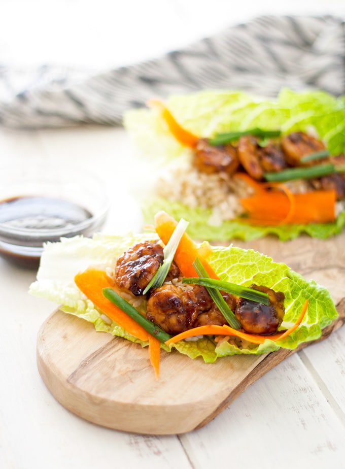 lettuce wraps with hoisin glazed shrimp | ahappyfooddance.com