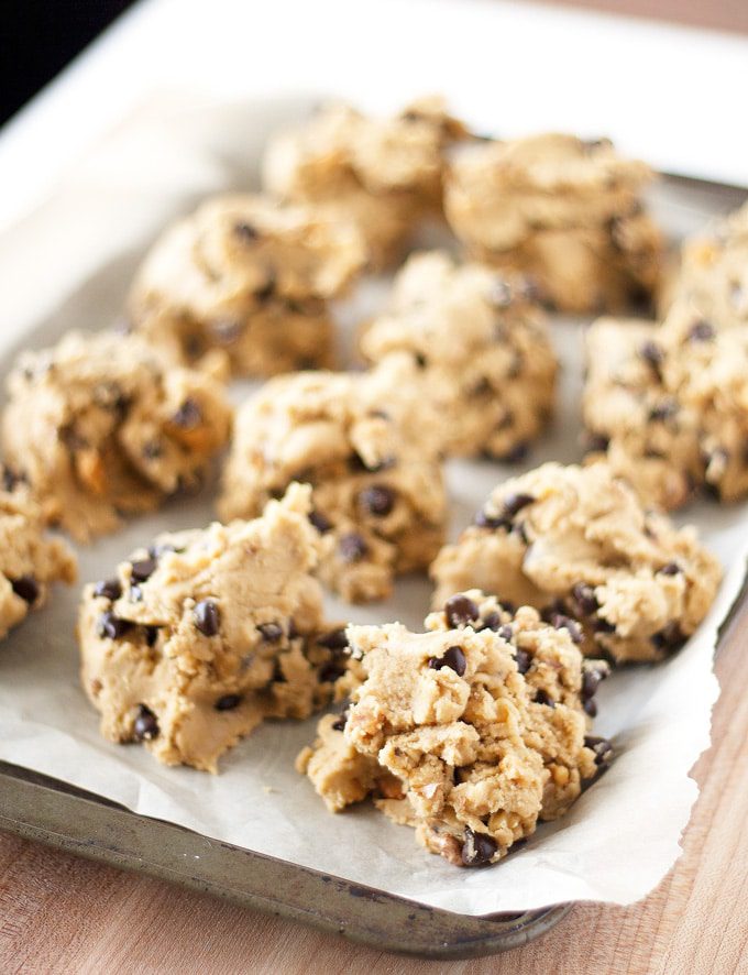 levain chocolate chip cookie copycat | ahappyfooddance.com