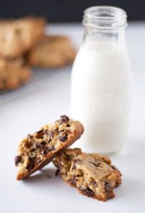 Levain Bakery Chocolate Chip Cookie Copycat