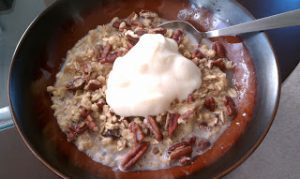 Banana-Oat-Nut Breakfast Bowl