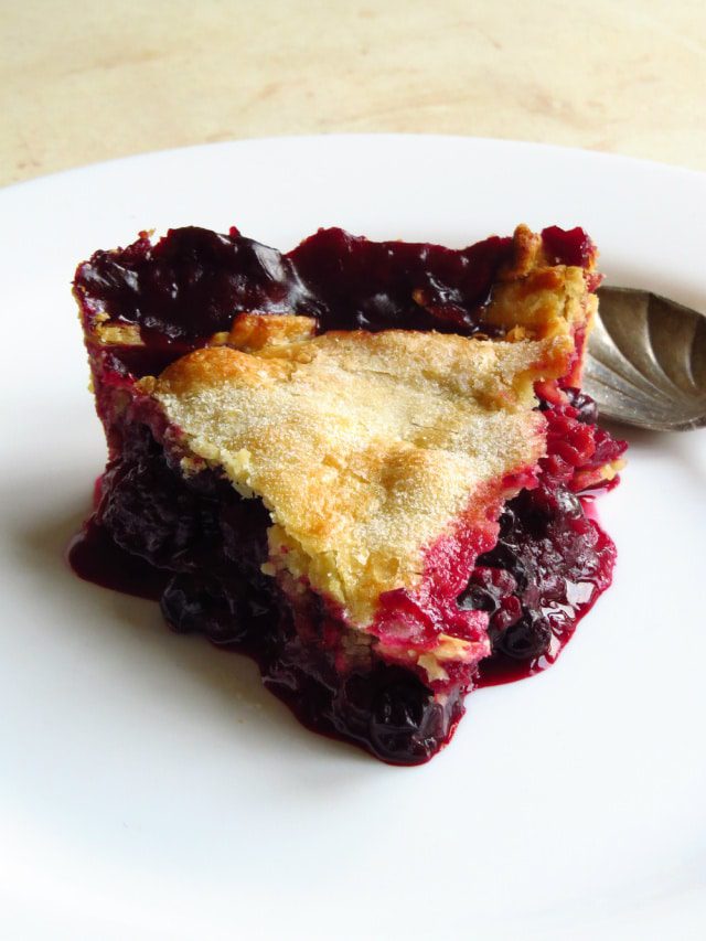 Beating Those January Blues: Appleberry Pie