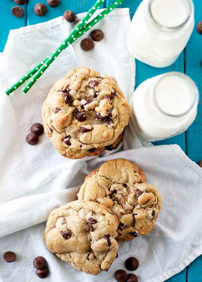 "the chewy" chocolate chip cookies | ahappyfooddance.com