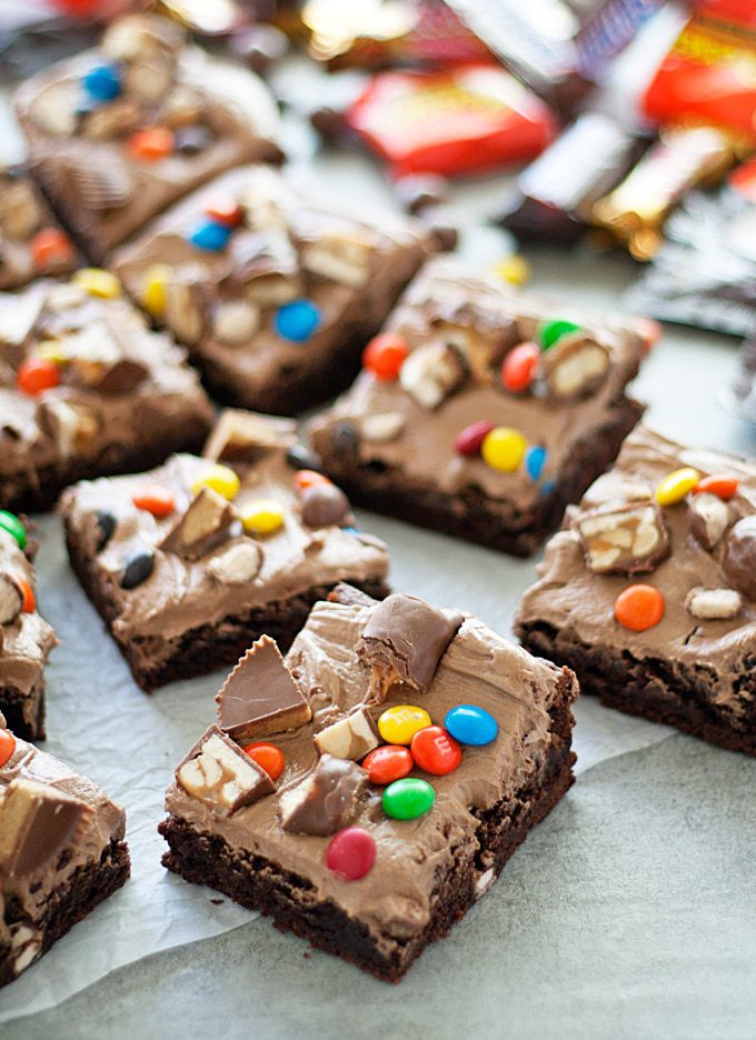 trashed up halloween brownies | ahappyfooddance.com