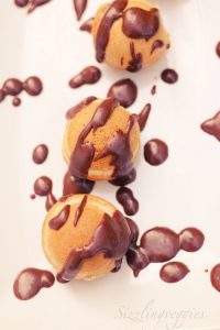 Spicy Chocolate Topping For Pancakes