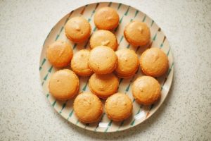 Pumpkin Spice Macarons