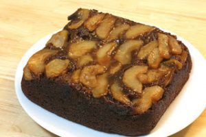 Apple Gingerbread Upside-Down Cake