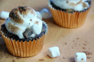 150-Calorie Decadent S’mores Cupcakes