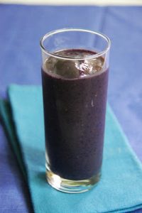 Autumn Blueberry Smoothie (with A Secret Ingredient!)