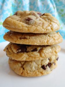 Crispy Chewy Chocolate Chip Cookies