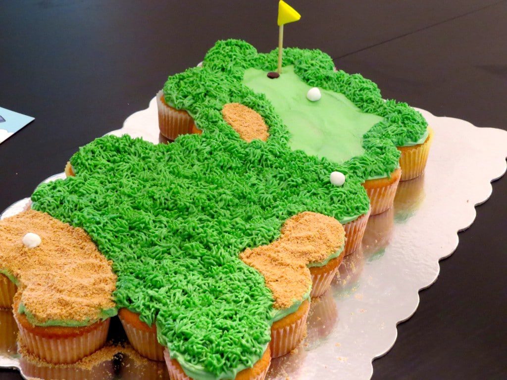 father's day cupcake cake golf