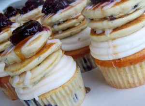 Blueberry Pancake Cupcakes