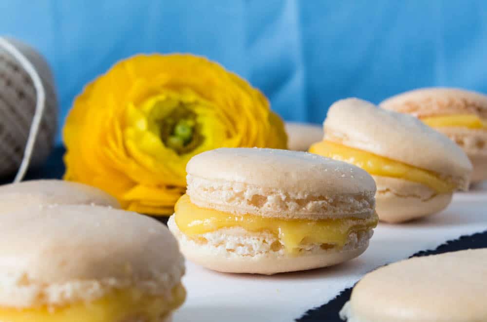 macarons with pineapple curd