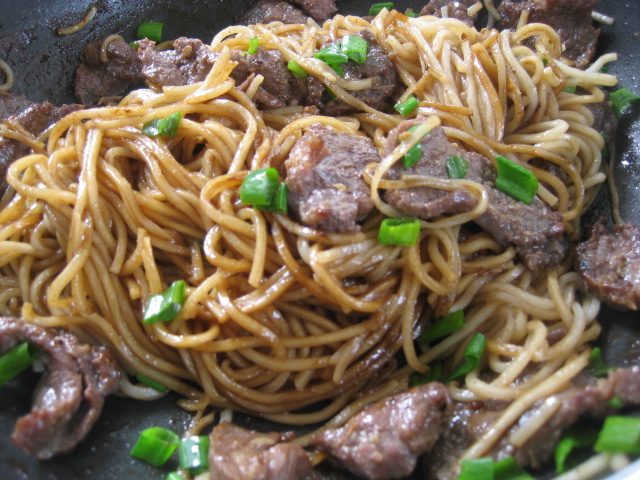 Easy Meaty Stir Fried Noodle