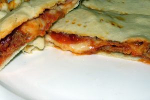 Dorm Room Dinner: Meaty Calzones