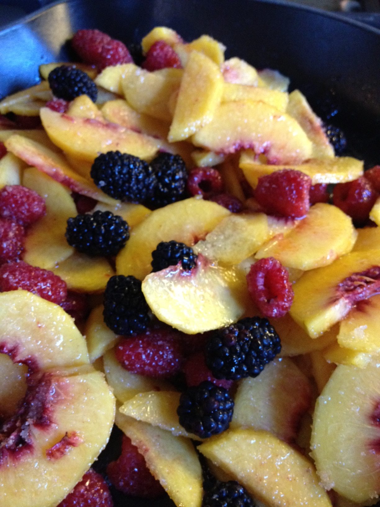 Peach and raspberry crostata