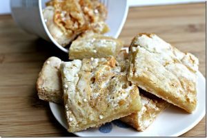 Toasted Marshmallow Vanilla Bean Sugar Cookie Bars