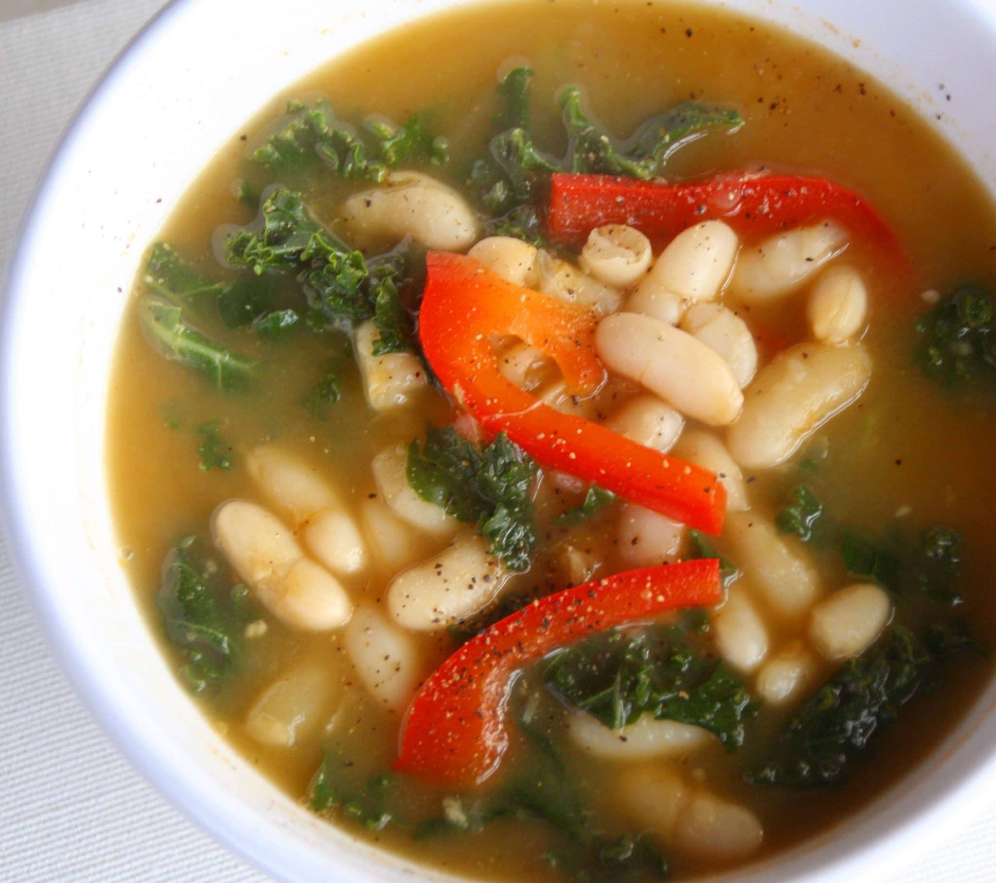 Kale & Cannellini Bean Soup