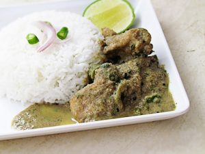 Pepper Chicken Kurma (Chicken Stew With Pepper And Coconut)