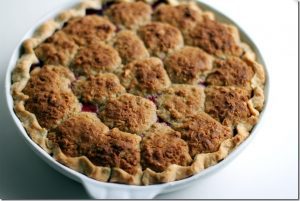 Oatmeal Cookie Berry-Berry Pie
