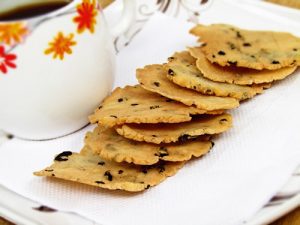 Homemade Rice Cracker With Nori