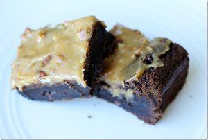 Caramel-Pecan Glazed Brownies