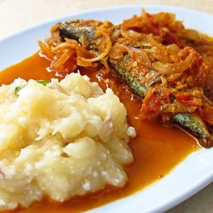 Tapioca With Fish Curry (Kappa And Meen Curry)